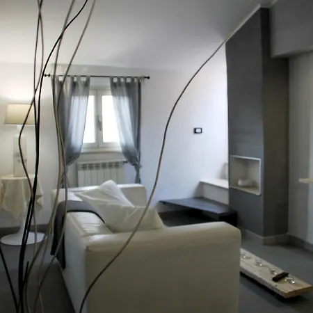 Bed & Breakfast Antica Corte Del Castello 3*